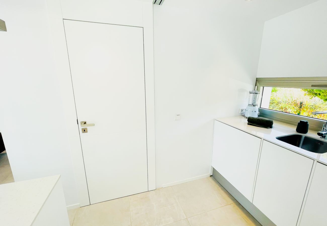 Villa in Alcudia - Chalet PAM - 1st line to sea