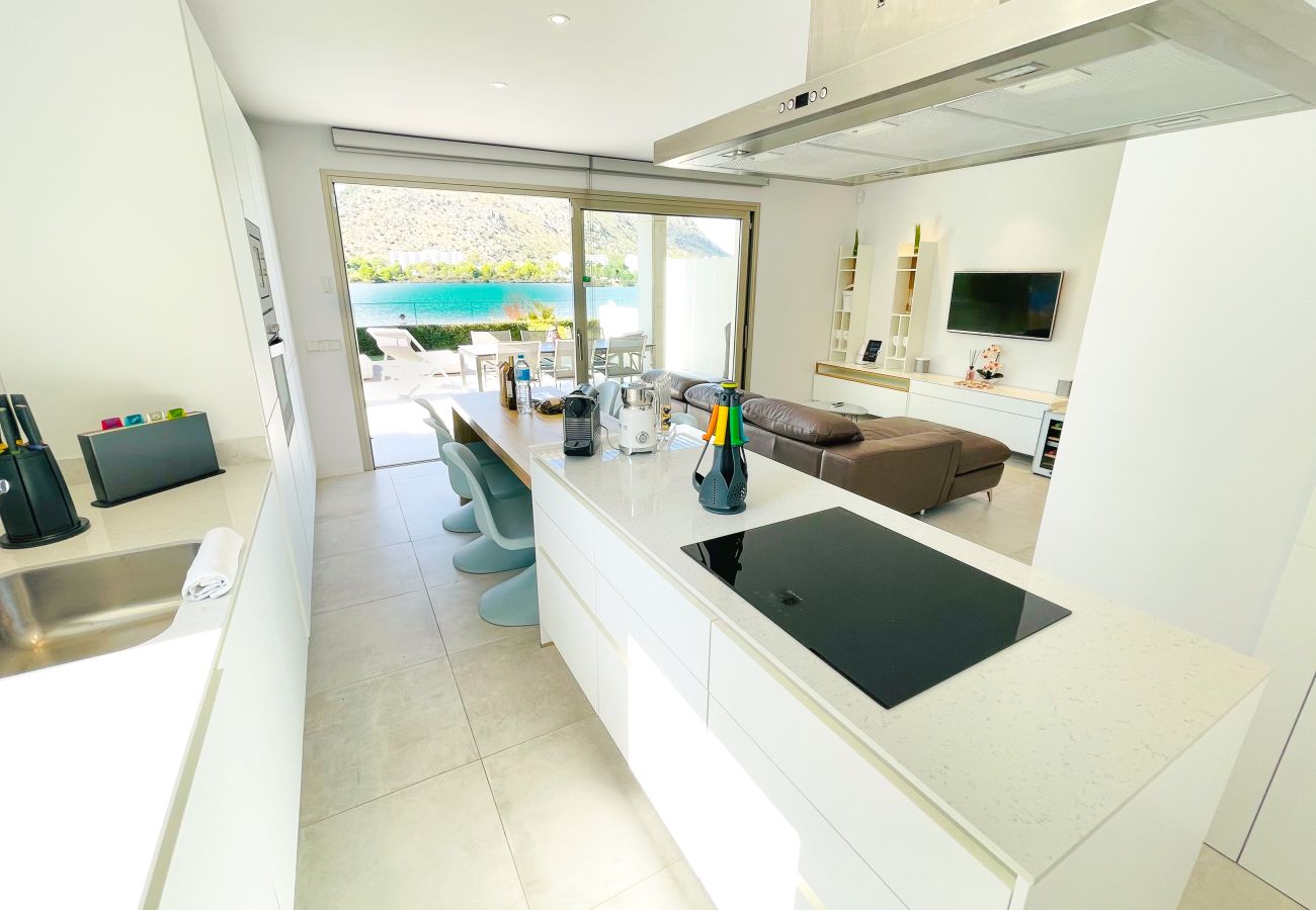 Villa in Alcudia - Chalet PAM - 1st line to sea