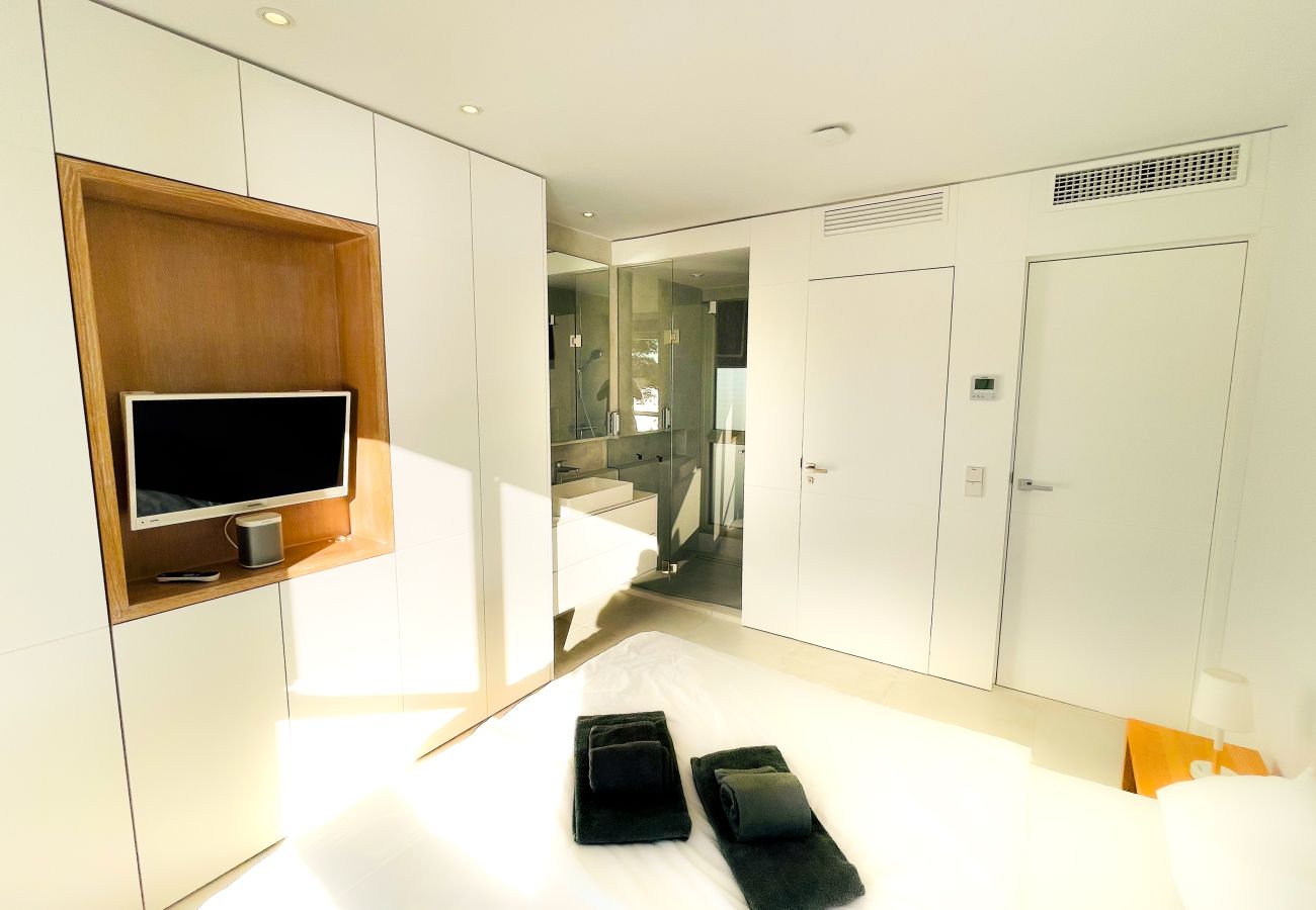 Villa in Alcudia - Chalet PAM - 1st line to sea