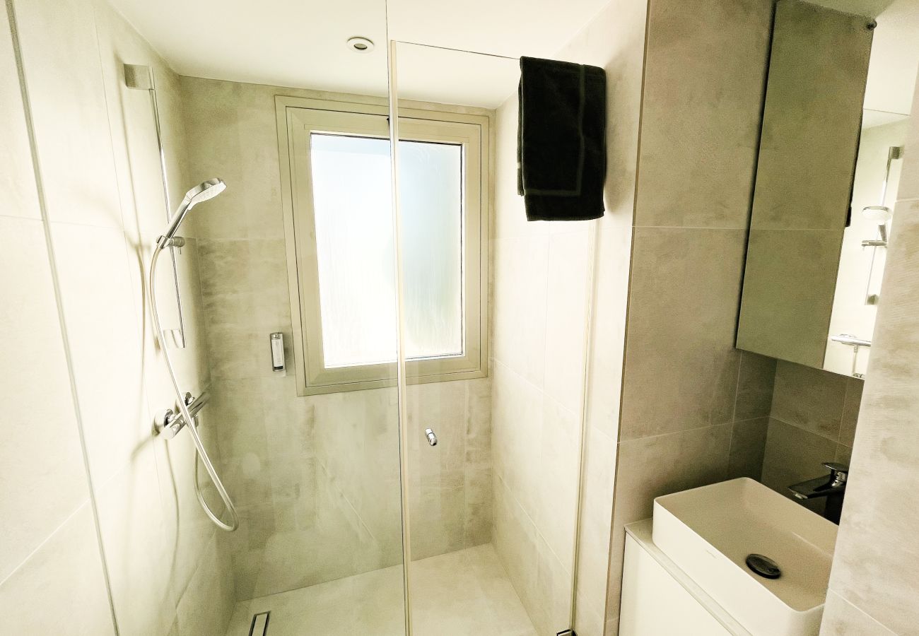 Villa in Alcudia - Chalet PAM - 1st line to sea