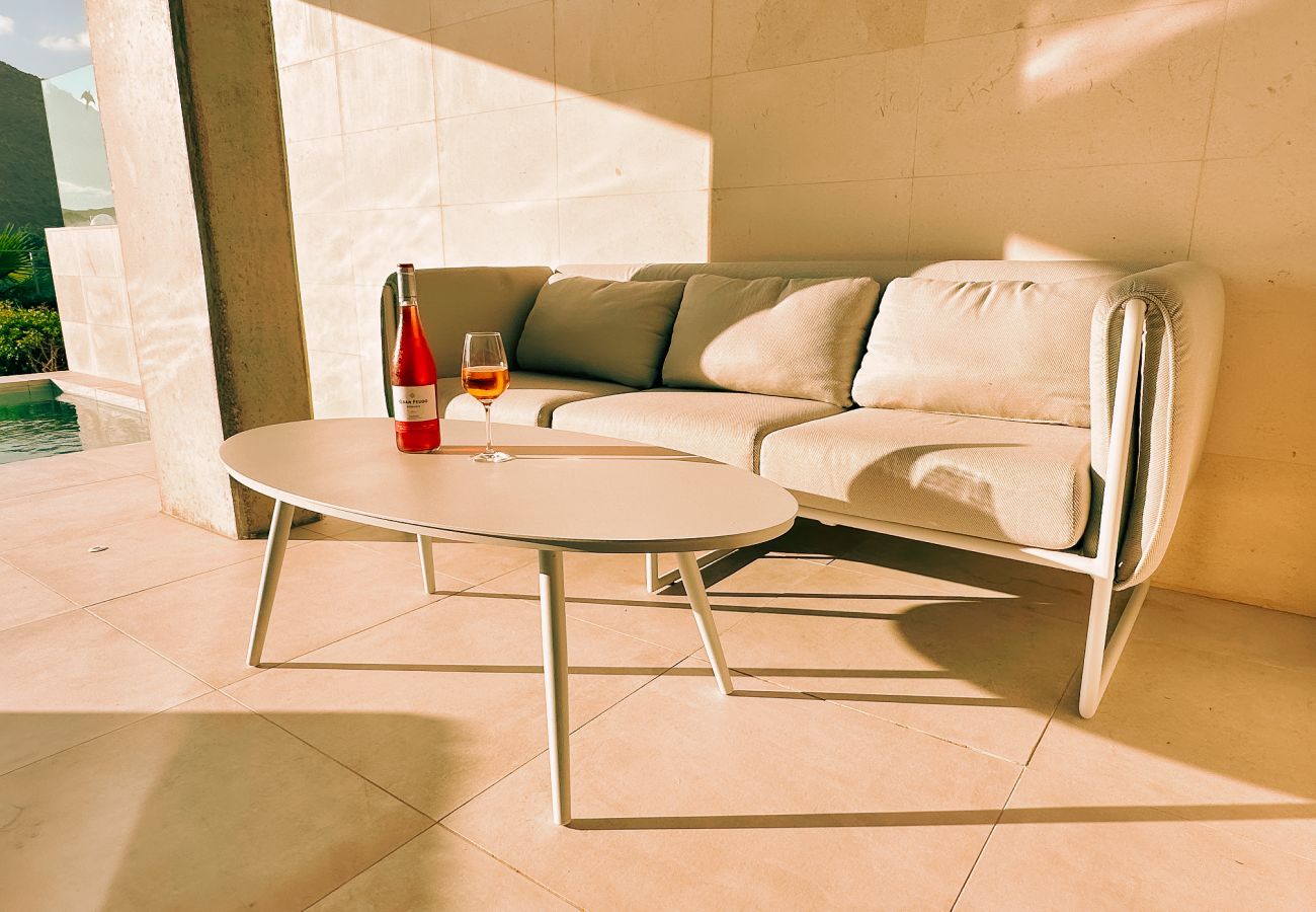 Villa in Alcudia - Chalet PAM - 1st line to sea