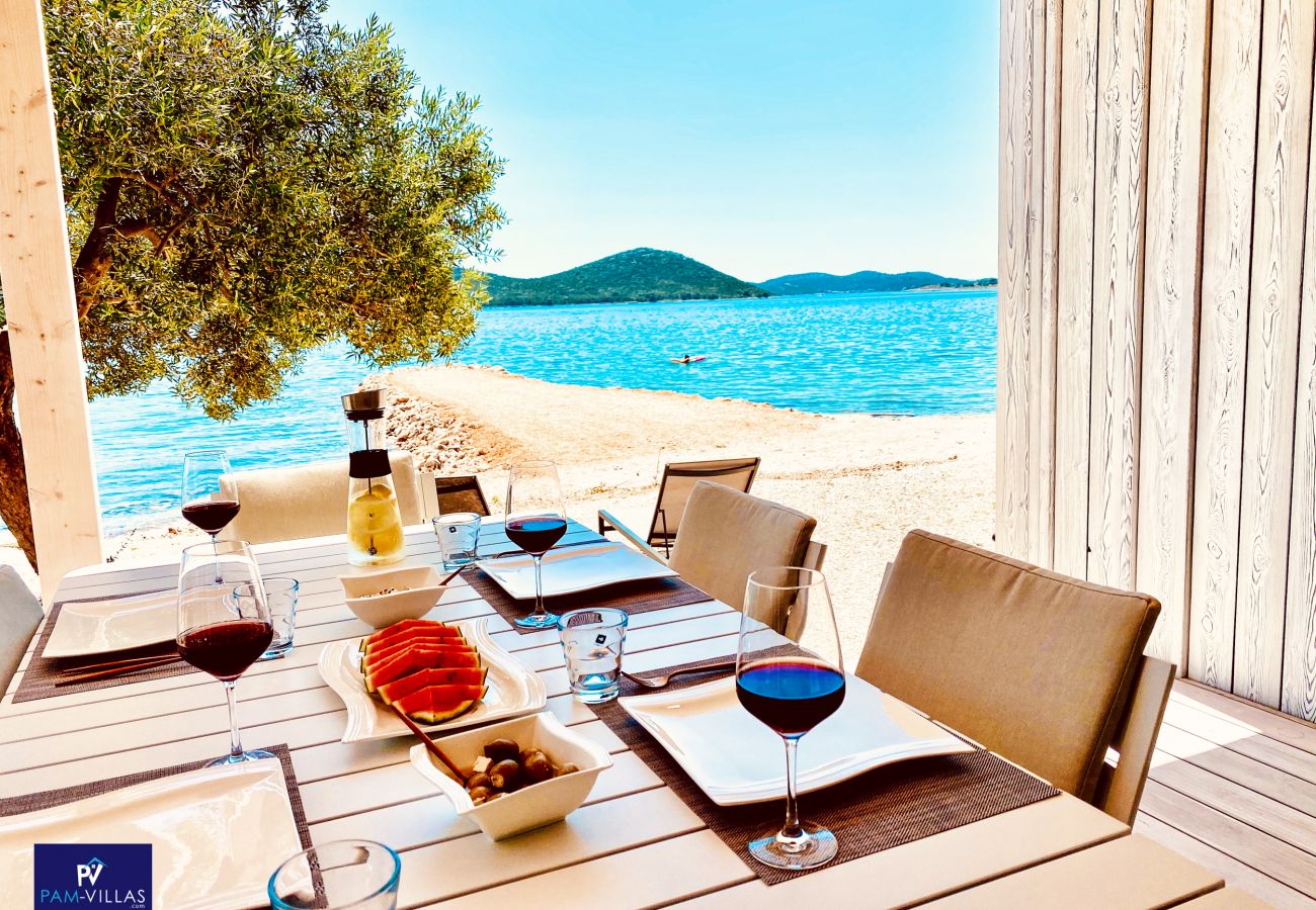 House in Drage - BUQEZ ECO RESORT - Beach Villa 28 - Directly by beach