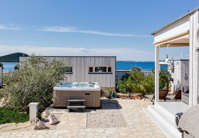 Villa in Drage - BUQEZ ECO RESORT - Villa #3 - by the sea Villa in Drage - BUQEZ ECO RESORT - Villa #3 - by the sea