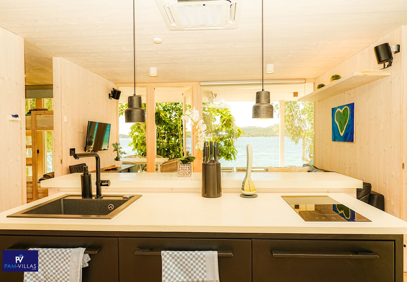 House in Drage - BUQEZ ECO RESORT - Villa 81 - direct by beach