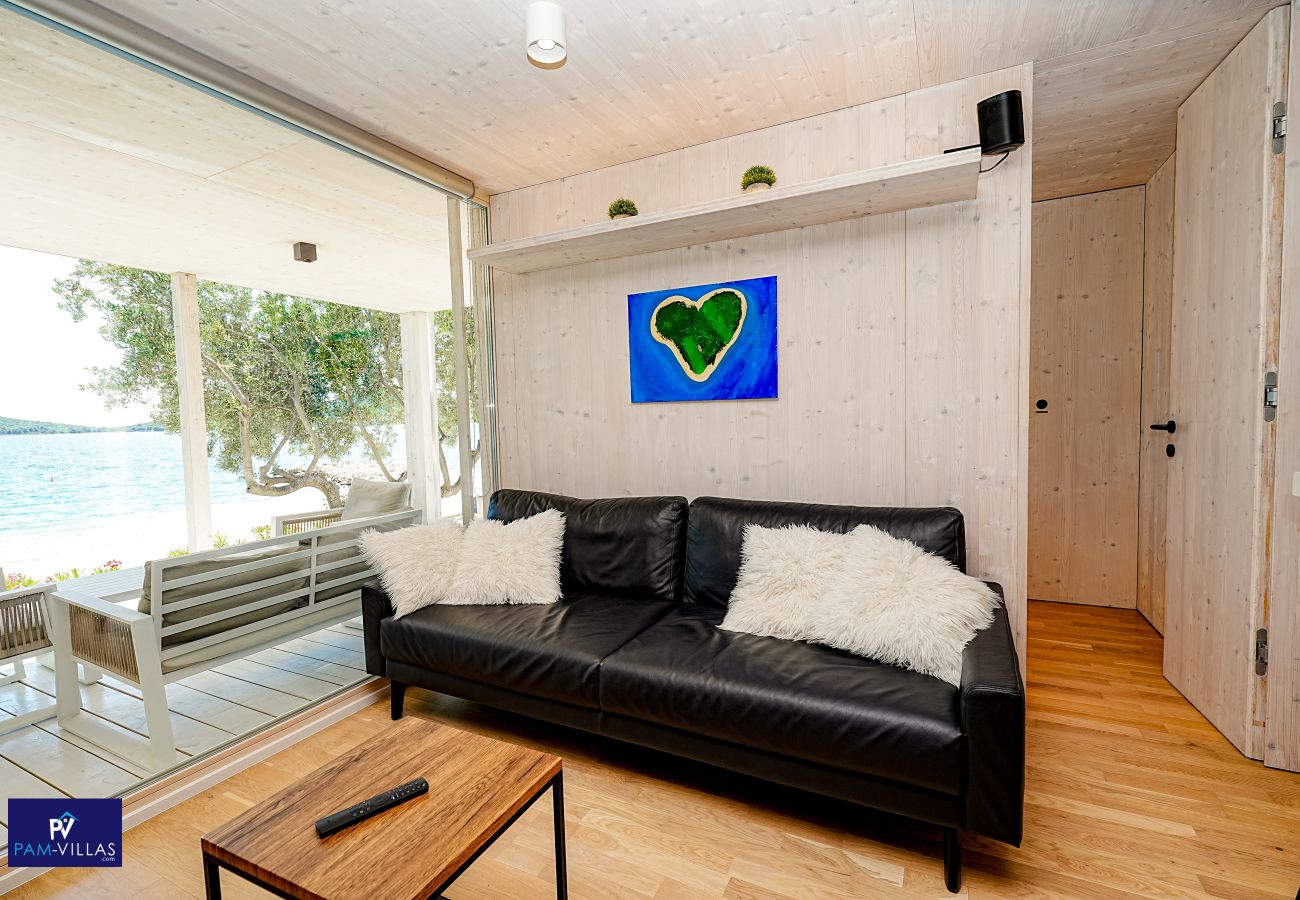 House in Drage - BUQEZ ECO RESORT - Villa 81 - direct by beach