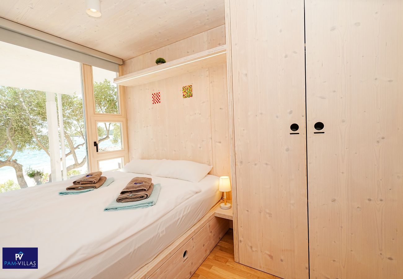 House in Drage - BUQEZ ECO RESORT - Villa 81 - direct by beach