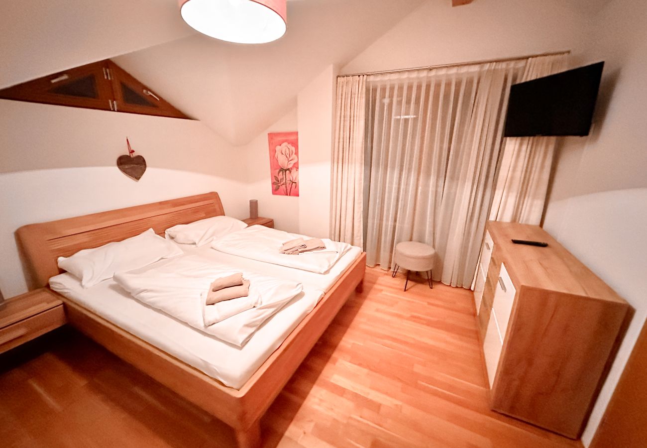 Apartment in Rauris - Modern Mountain Penthouse - at the ski slope