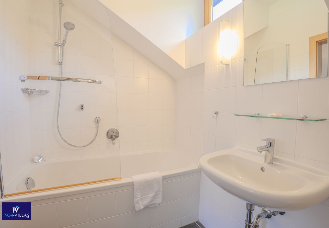 Apartment in Rauris - Modern Mountain Penthouse - at the ski slope