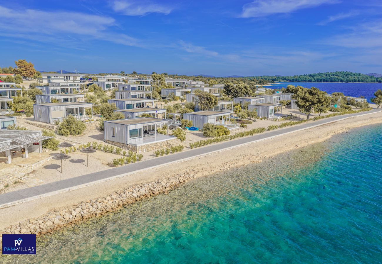 House in Drage - BUQEZ ECO RESORT - Beach Villa 22 - Directly by beach
