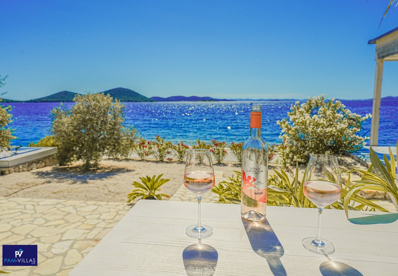 House in Drage - BUQEZ ECO RESORT - Villa 18 - Beachfront