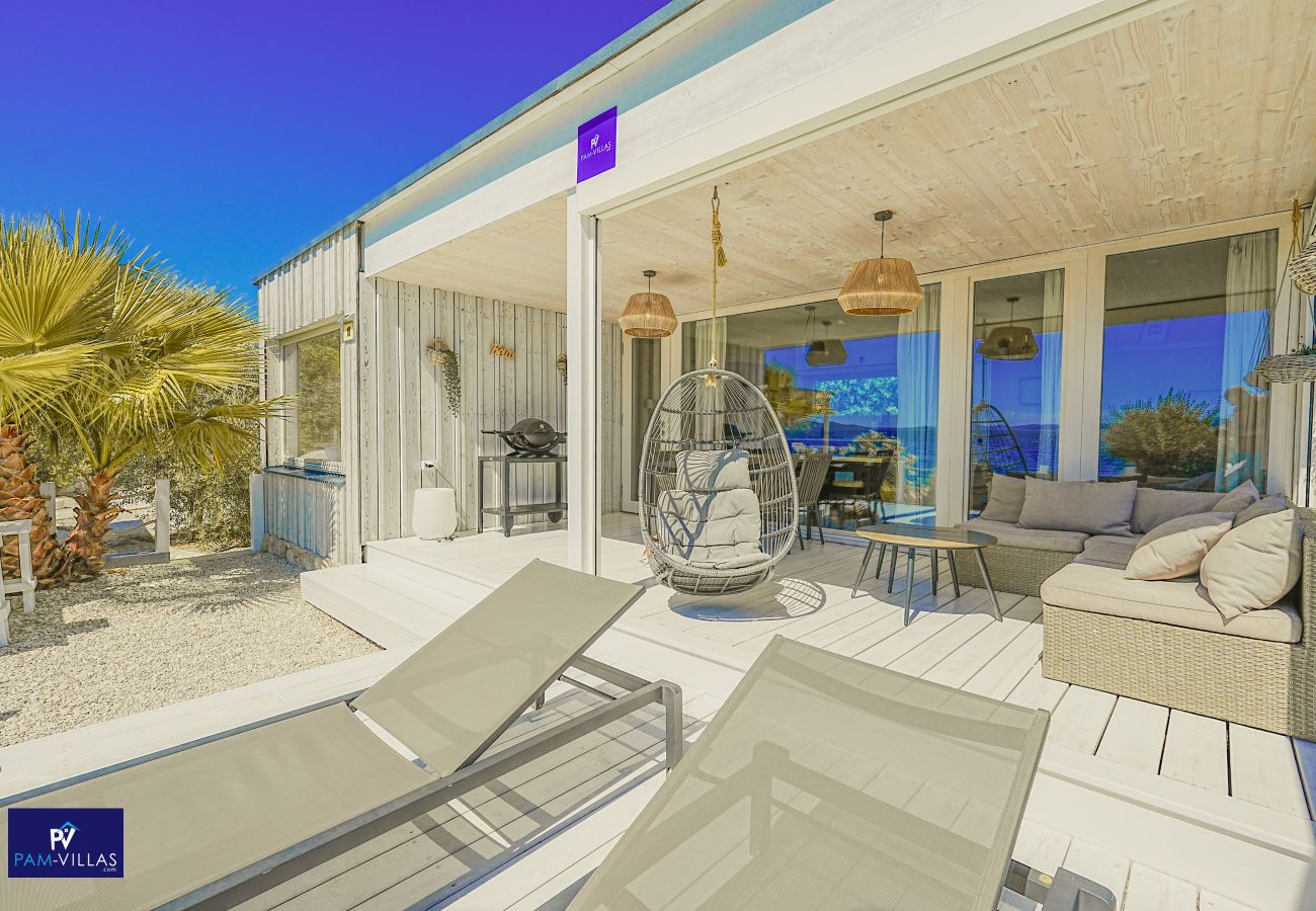 House in Drage - BUQEZ ECO RESORT - Villa 18 - Beachfront