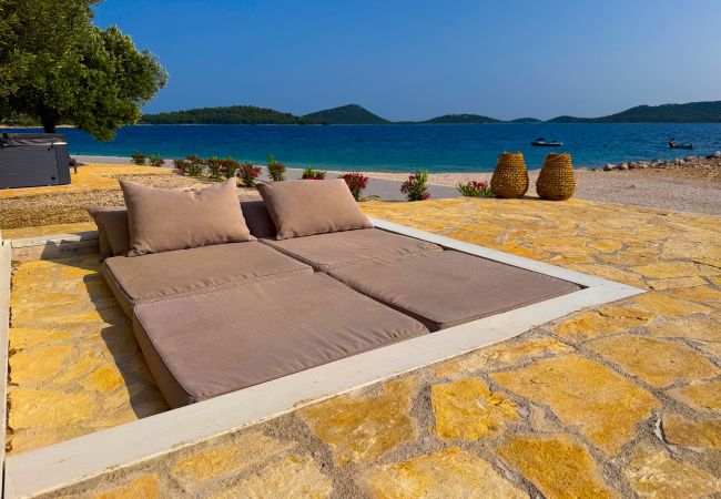 Villa in Drage - BUQEZ ECO RESORT - Villa 27 - directly by beach Villa in Drage - BUQEZ ECO RESORT - Villa 27 - directly by beach