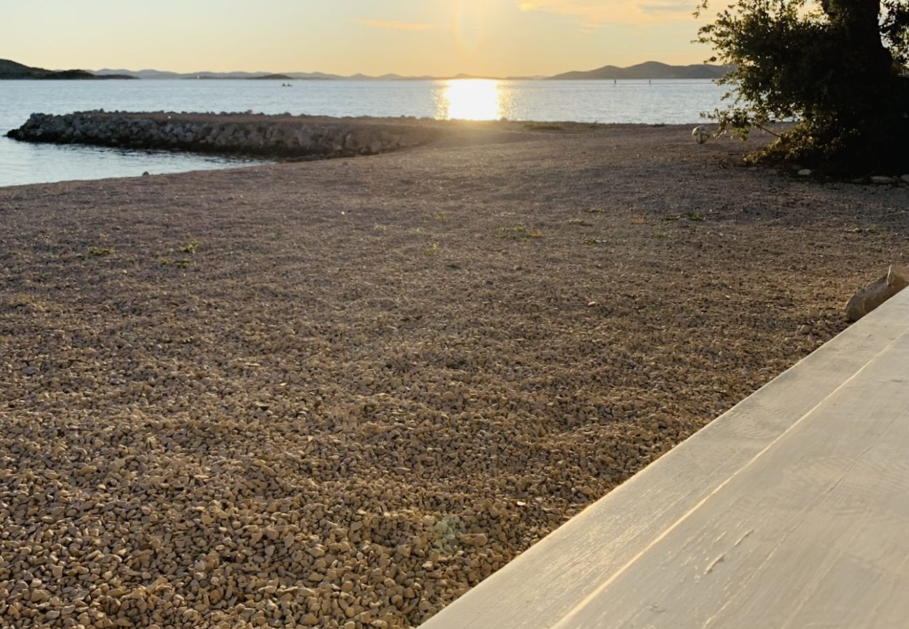 Villa in Drage - BUQEZ ECO RESORT - Villa 27 - directly by beach
