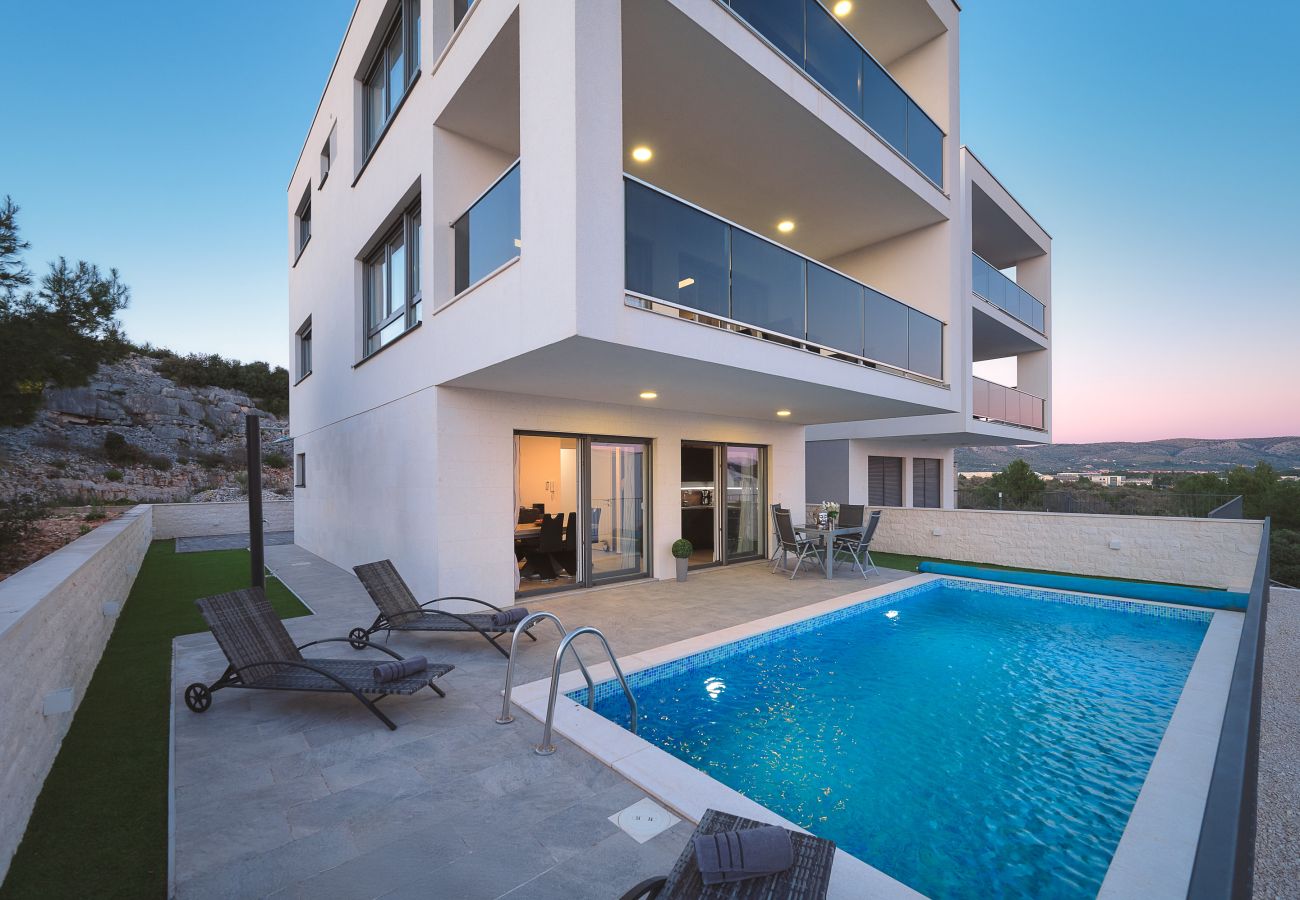 Villa in Šibenik - Villa Ocean Breeze - Ocean view - 2 Kitchen
