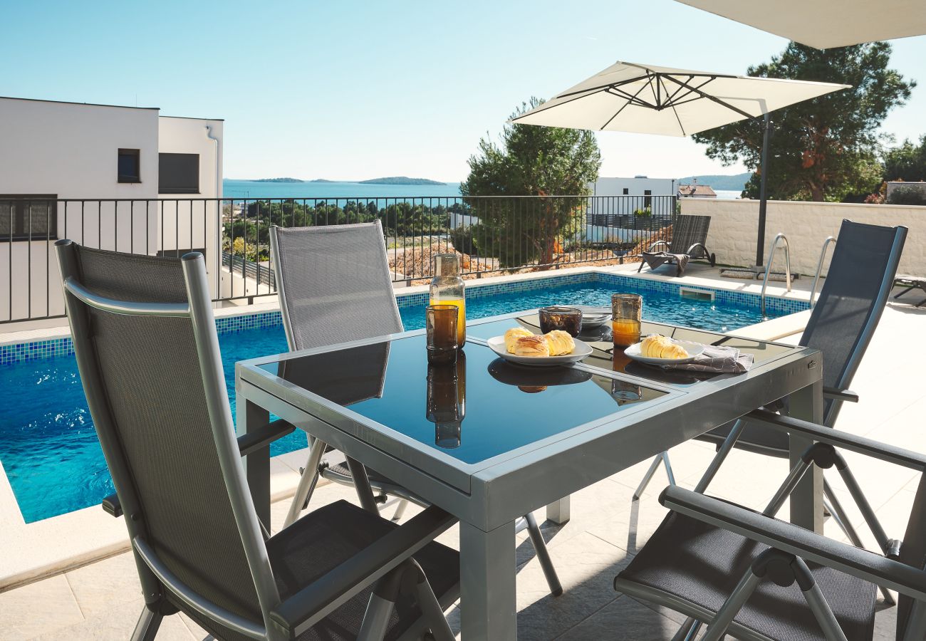 Villa in Šibenik - Villa Ocean Breeze - Ocean view - 2 Kitchen