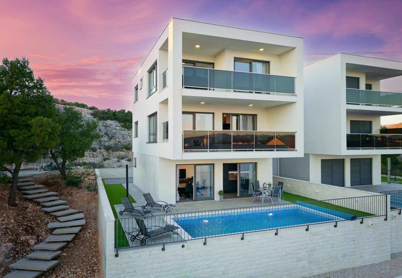 Villa in Šibenik - Villa Ocean Breeze - Ocean view - 2 Kitchen