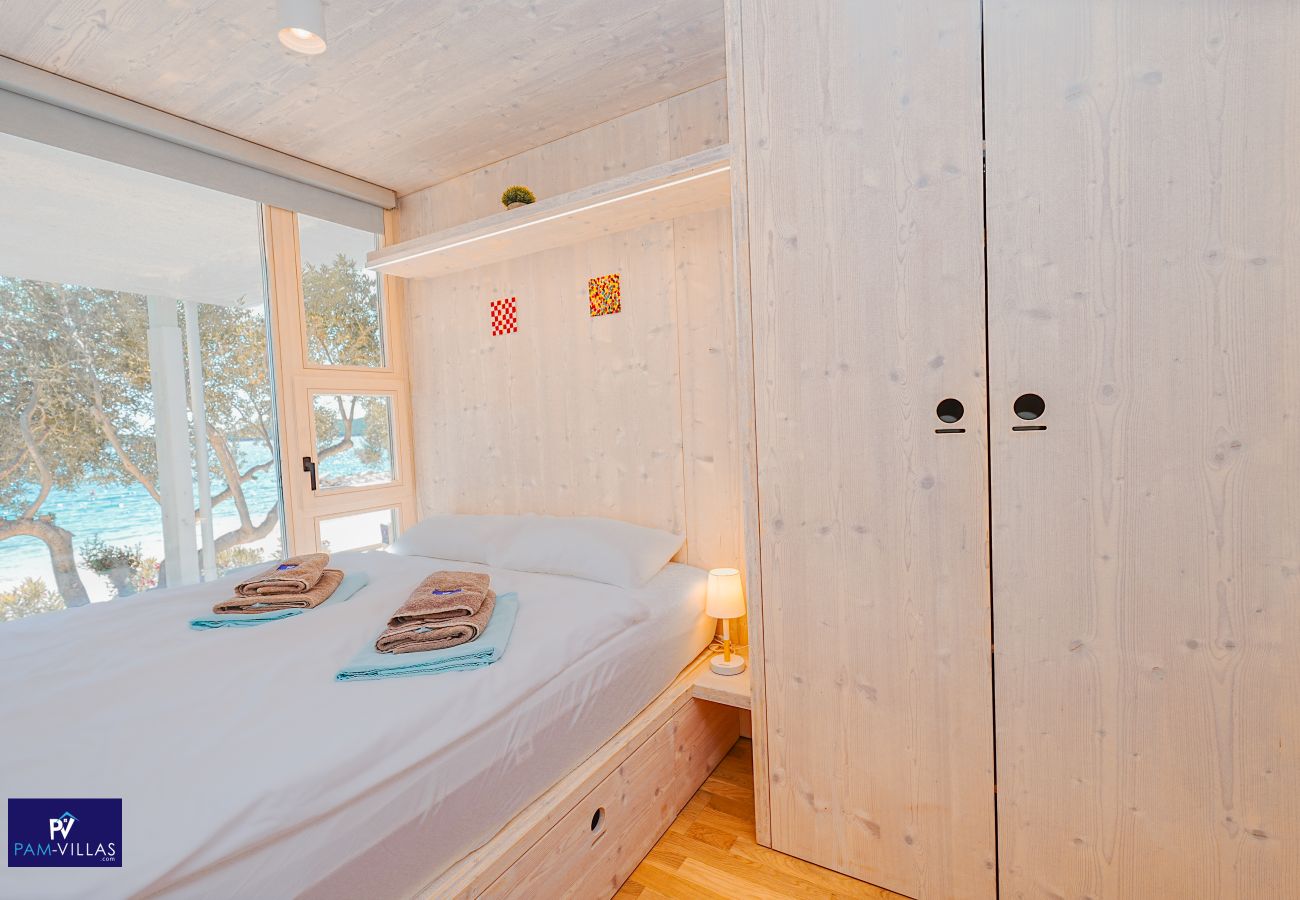 House in Drage - BUQEZ Beach Villas 81 & 28 – Side by side