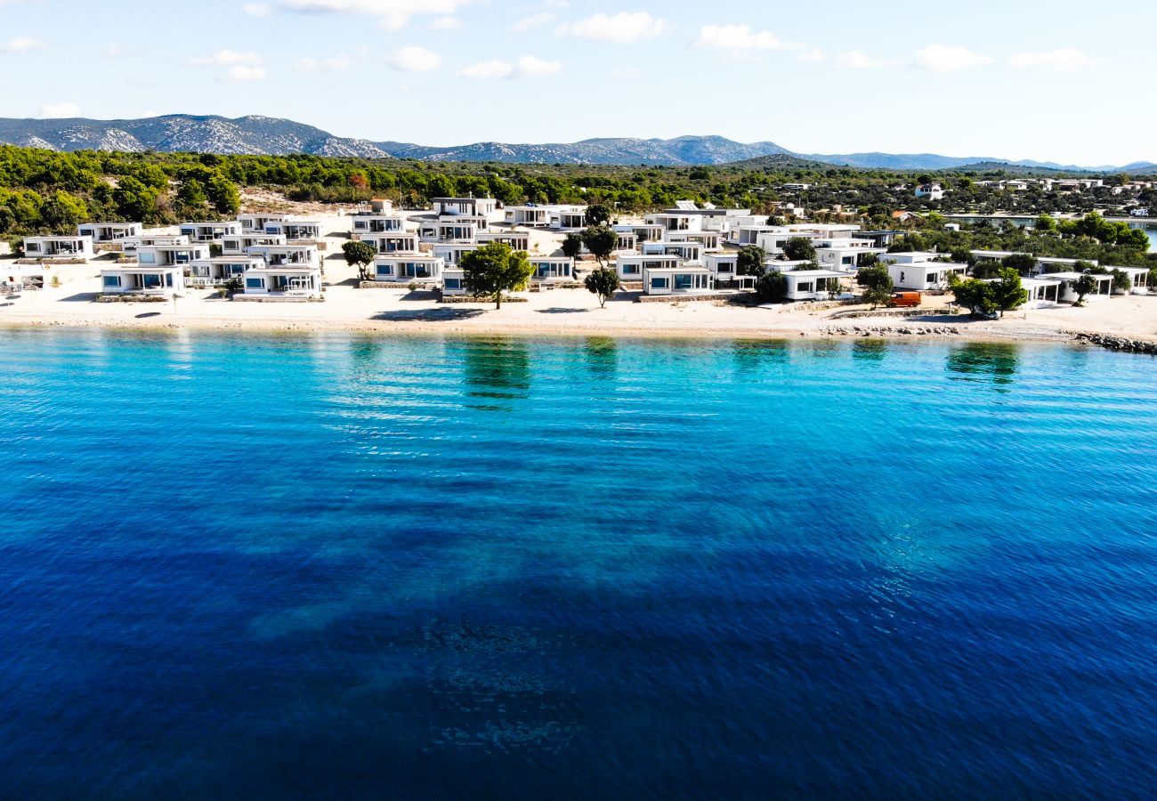 Bungalow/Linked villa in Drage - BUQEZ ECO RESORT - Villa 3 - by the sea