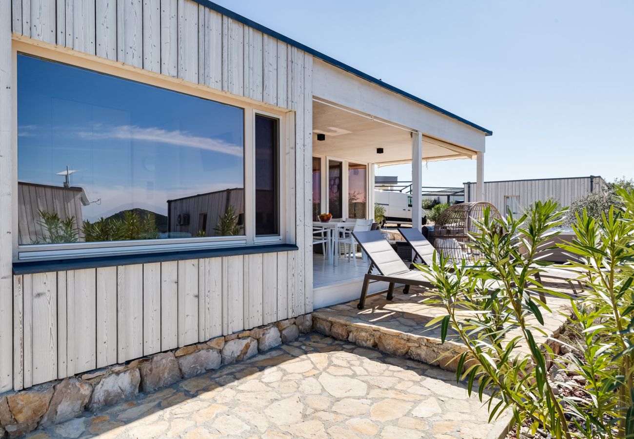 Bungalow/Linked villa in Drage - BUQEZ ECO RESORT - Villa 3 - by the sea