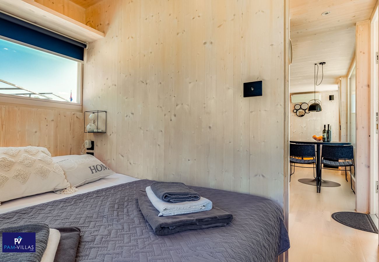 Bungalow/Linked villa in Drage - BUQEZ ECO RESORT - Villa 3 - by the sea