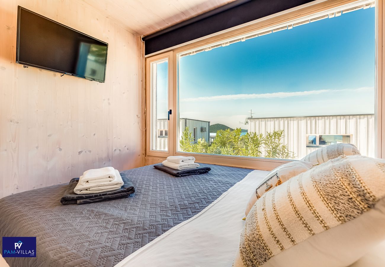 Bungalow/Linked villa in Drage - BUQEZ ECO RESORT - Villa 3 - by the sea