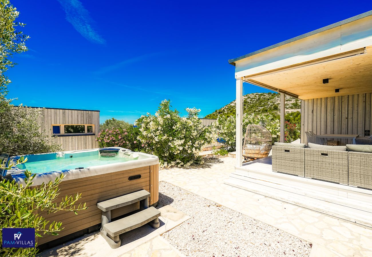 Bungalow/Linked villa in Drage - BUQEZ ECO RESORT - Villa 3 - by the sea