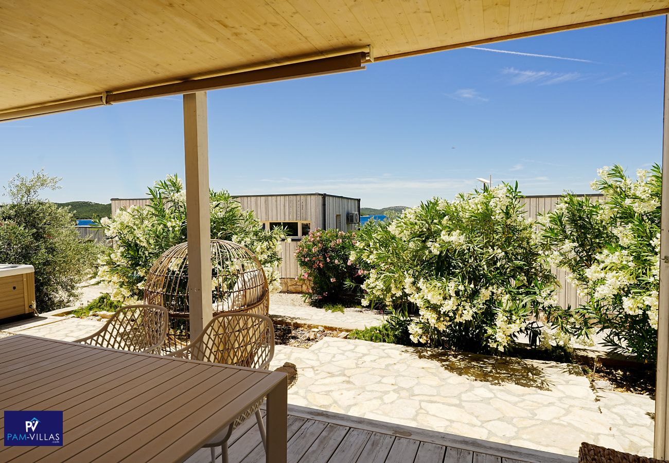 Bungalow/Linked villa in Drage - BUQEZ ECO RESORT - Villa 3 - by the sea