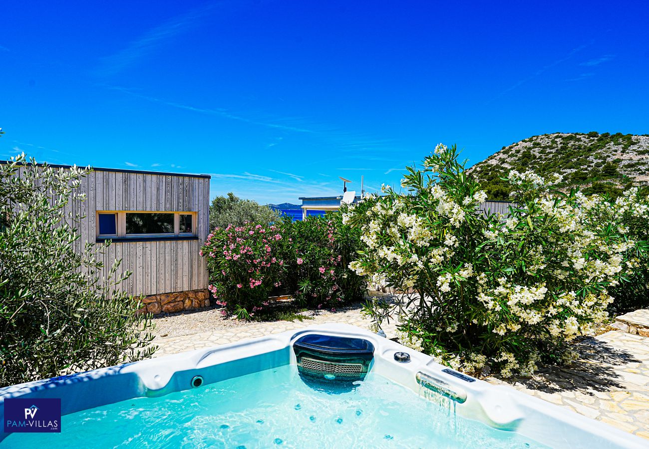 Bungalow/Linked villa in Drage - BUQEZ ECO RESORT - Villa 3 - by the sea