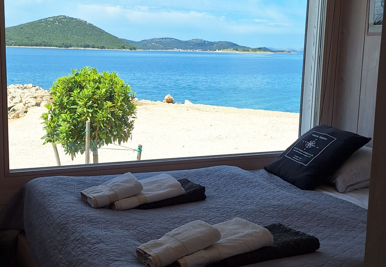 Bungalow/Linked villa in Drage - Buqez Eco Resort - Villa 26 - 1st row to sea