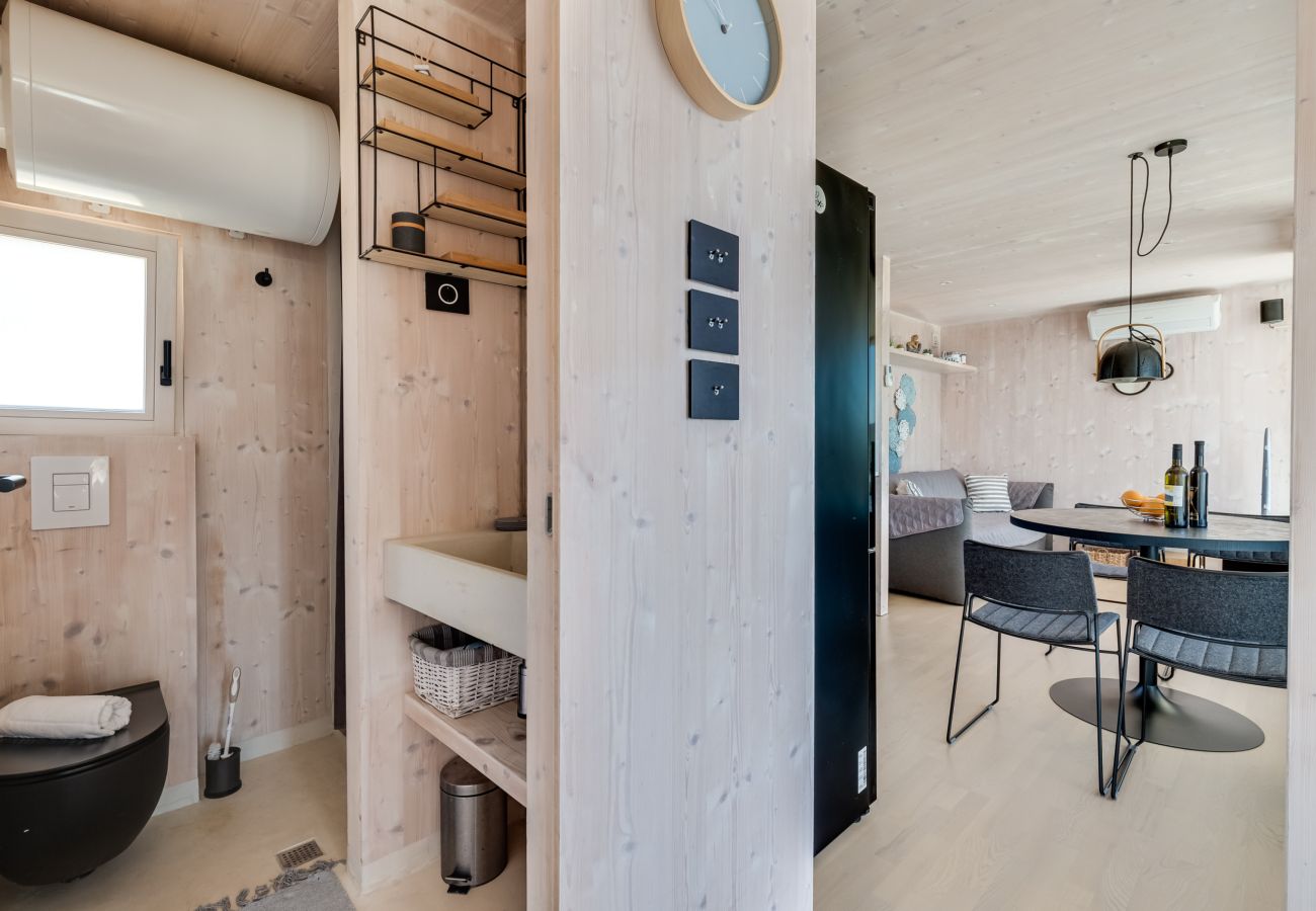 Bungalow/ verbunden mit der Villa in Drage - BUQEZ ECO RESORT - Villa 3 - Direkt am Meer