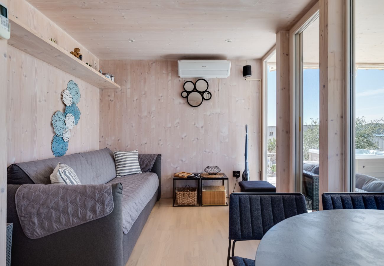 Bungalow/ verbunden mit der Villa in Drage - BUQEZ ECO RESORT - Villa 3 - Direkt am Meer