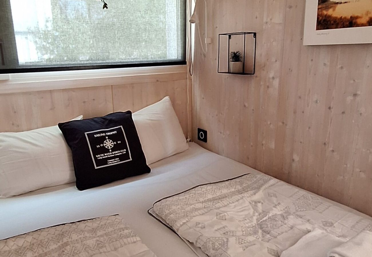 Bungalow/ verbunden mit der Villa in Drage - Buqez Eco Resort - Villa 26 - Erste Meereslinie