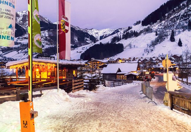 Ferienwohnung in Rauris - Modern Mountain Apart 3 - an der Skipiste Ferienwohnung in Rauris - Modern Mountain Apart 3 - an der Skipiste