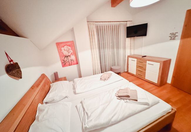 Ferienwohnung in Rauris - Modern Mountain Penthouse - an der Skipiste Ferienwohnung in Rauris - Modern Mountain Penthouse - an der Skipiste