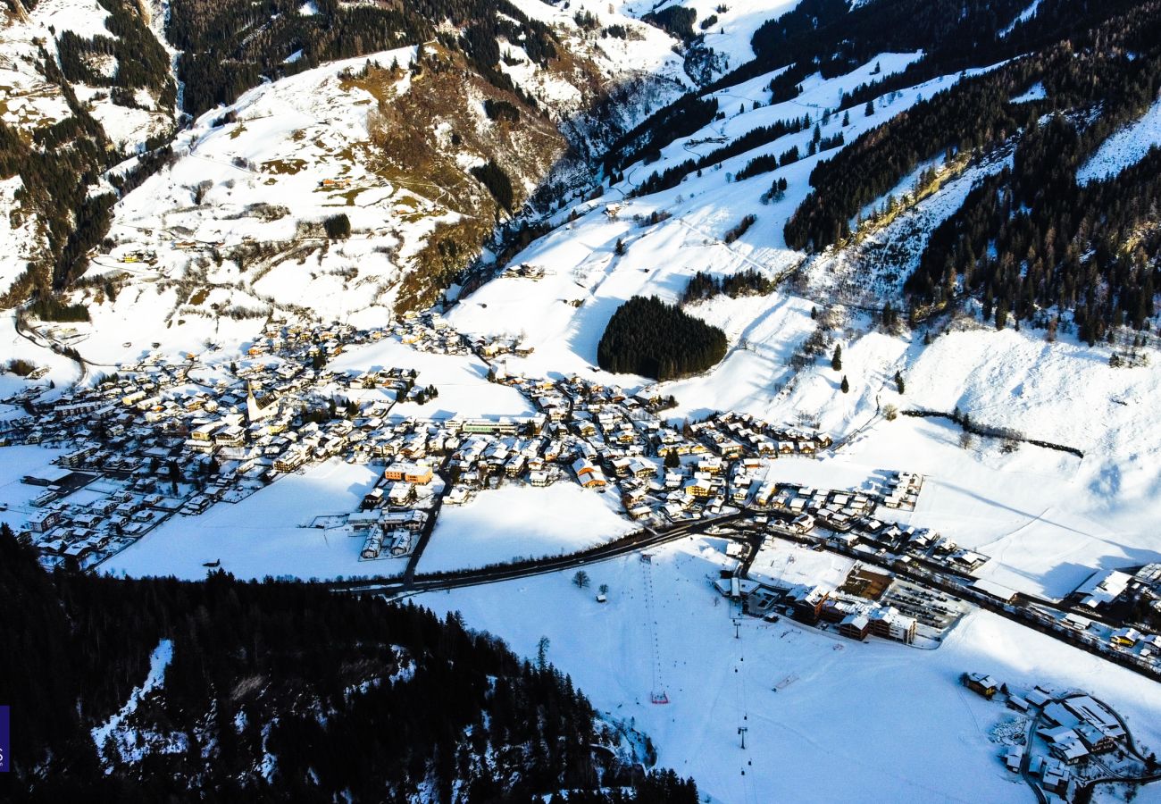 Ferienwohnung in Rauris - Modern Mountain Penthouse - an der Skipiste