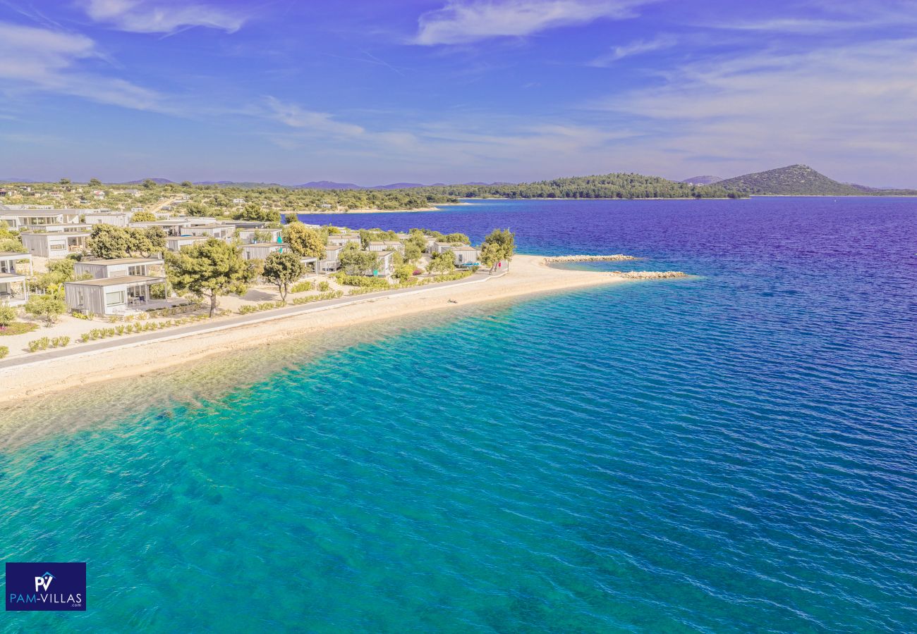 Ferienhaus in Drage - BUQEZ ECO RESORT - Villa 18 - Direkt am Strand