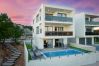Villa in Šibenik - Villa Ocean Breeze - Meerblick - zwei Küchen Villa in Šibenik - Villa Ocean Breeze - Meerblick - zwei Küchen