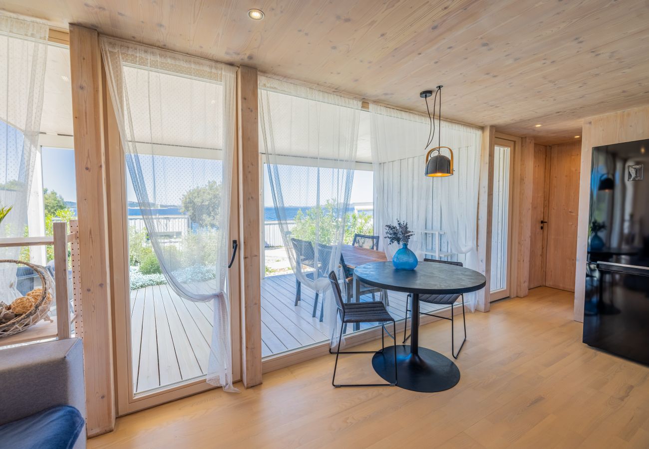 Villa in Drage - BUQEZ ECO RESORT - Villa 13 - Direkt am Meer