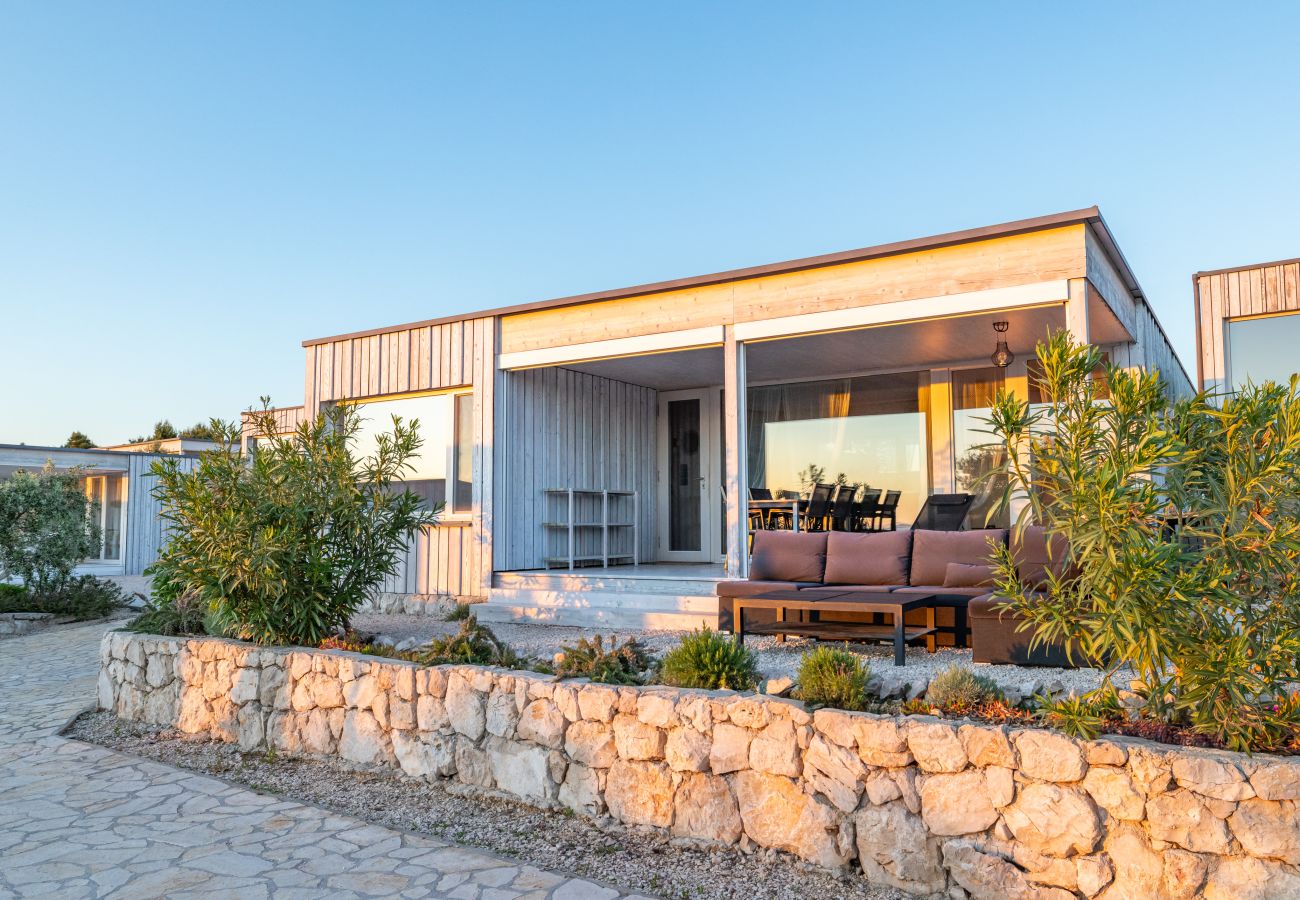 Villa in Drage - BUQEZ ECO RESORT - Villa 13 - Direkt am Meer