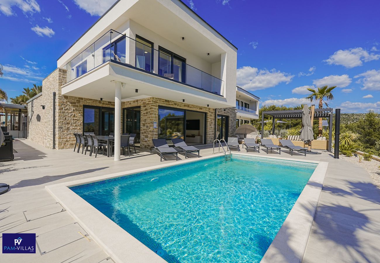 Villa in Primošten - Primošten Hills South & West - Villas